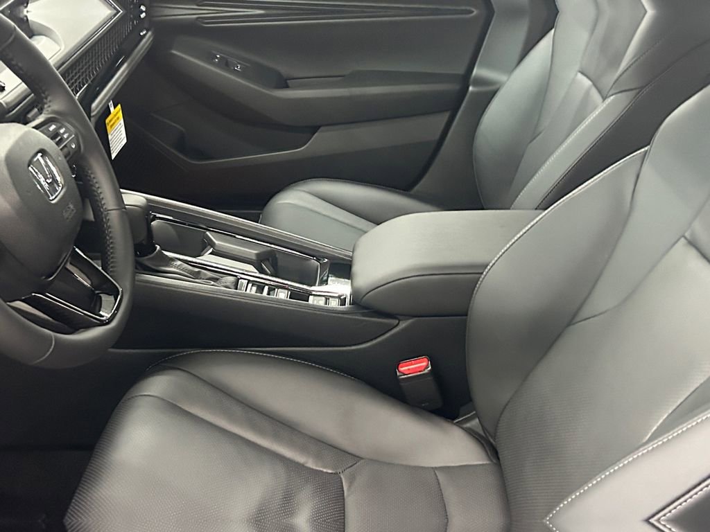 New 2026 Honda Accord EX-L image 9