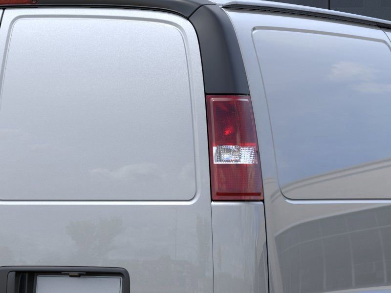New 2026 Chevrolet Express 2500 RWD image 12