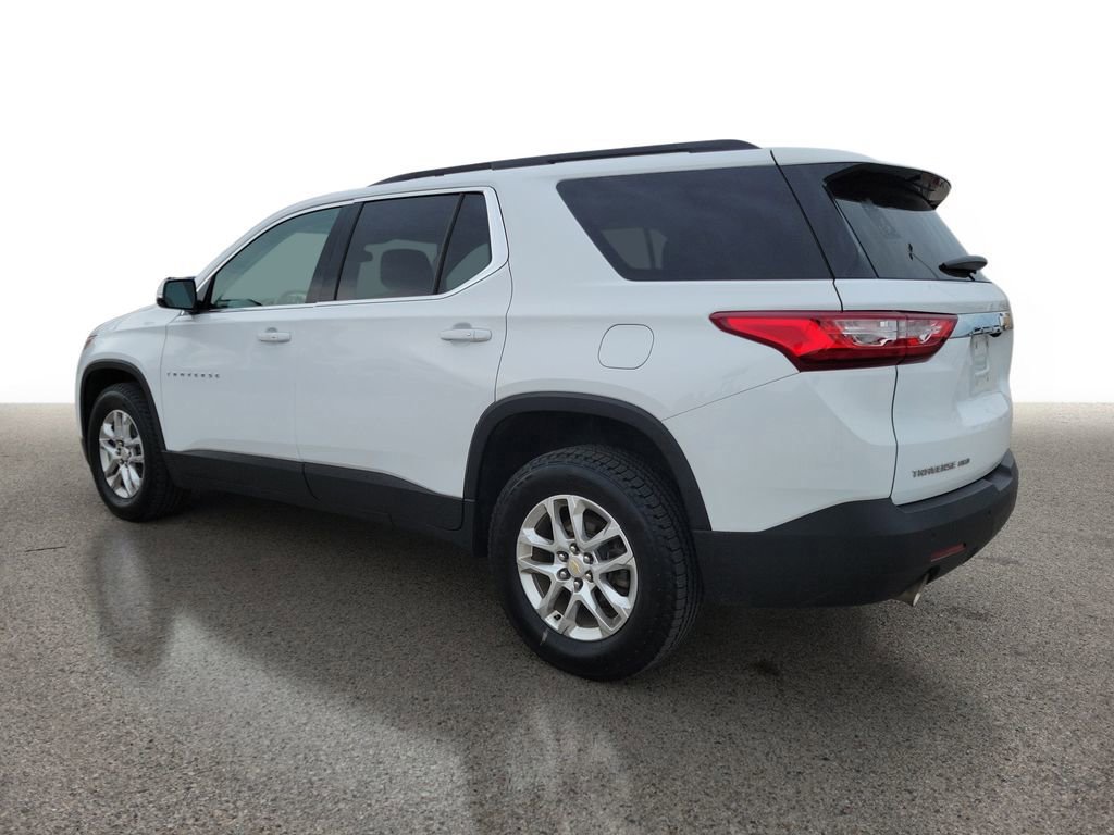 Certified 2020 Chevrolet Traverse LT w/ Driver Confidence II Package image 3