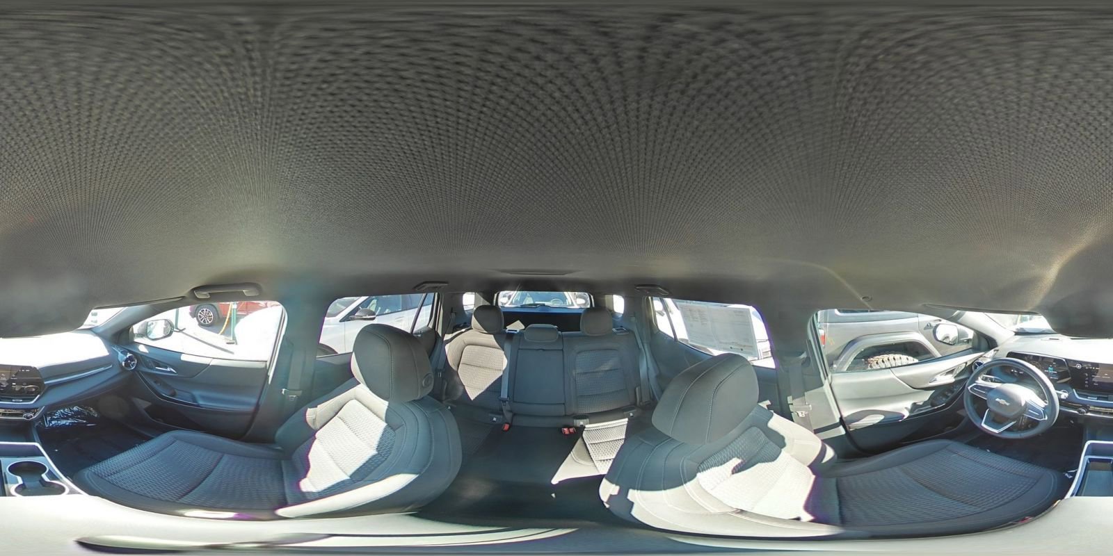 Used 2025 Chevrolet Equinox LT image 41