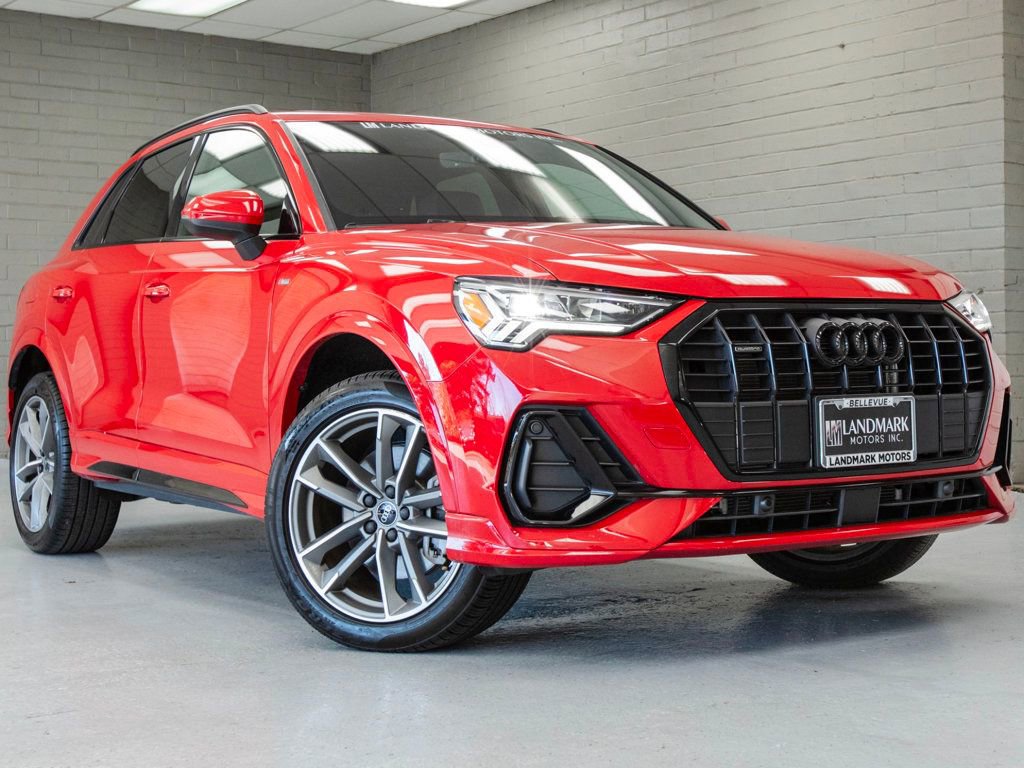 Used 2024 Audi Q3 2.0T Premium w/ Convenience Package