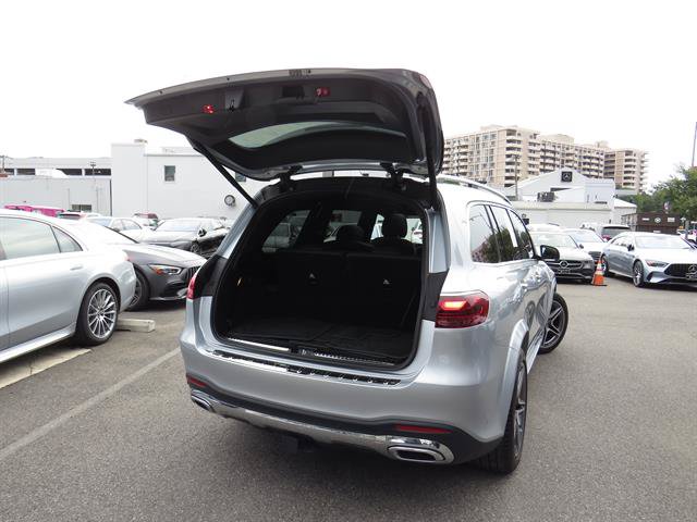 Used 2025 Mercedes-Benz GLS 450 4MATIC w/ AMG Line Exterior image 34