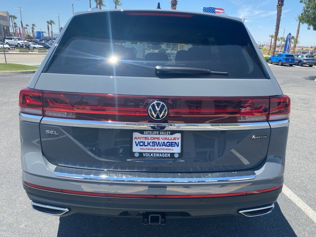 New 2025 Volkswagen Atlas SEL image 6