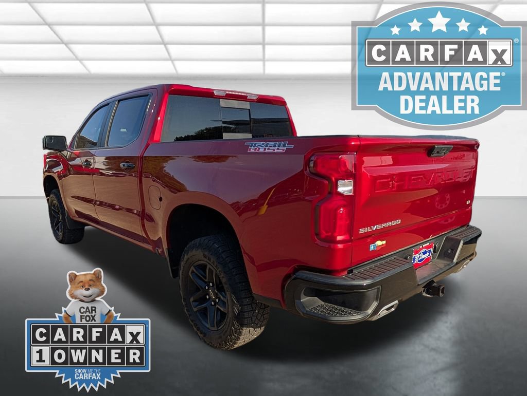 Used 2025 Chevrolet Silverado 1500 LT Trail Boss w/ Convenience Package II AWD/4WD image 2