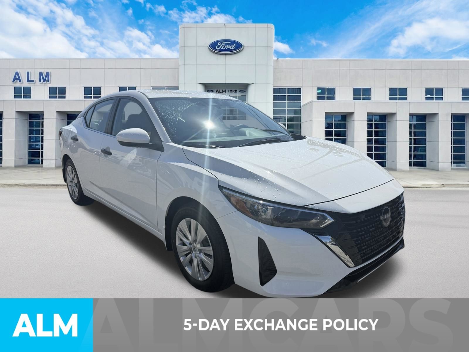 Used 2025 Nissan Sentra S image 3