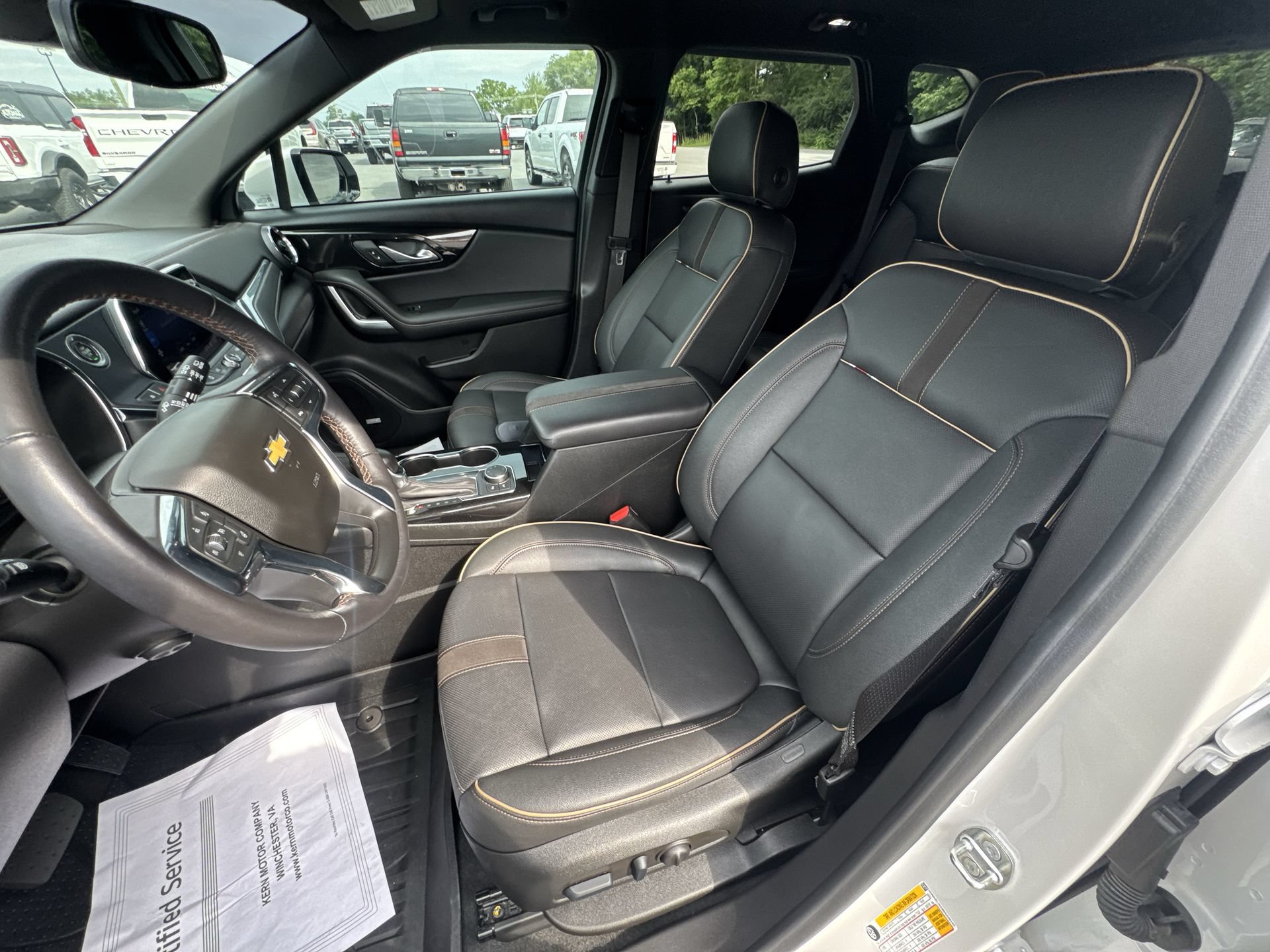 Certified 2022 Chevrolet Blazer Premier w/ Enhanced Convenience Package AWD/4WD image 13