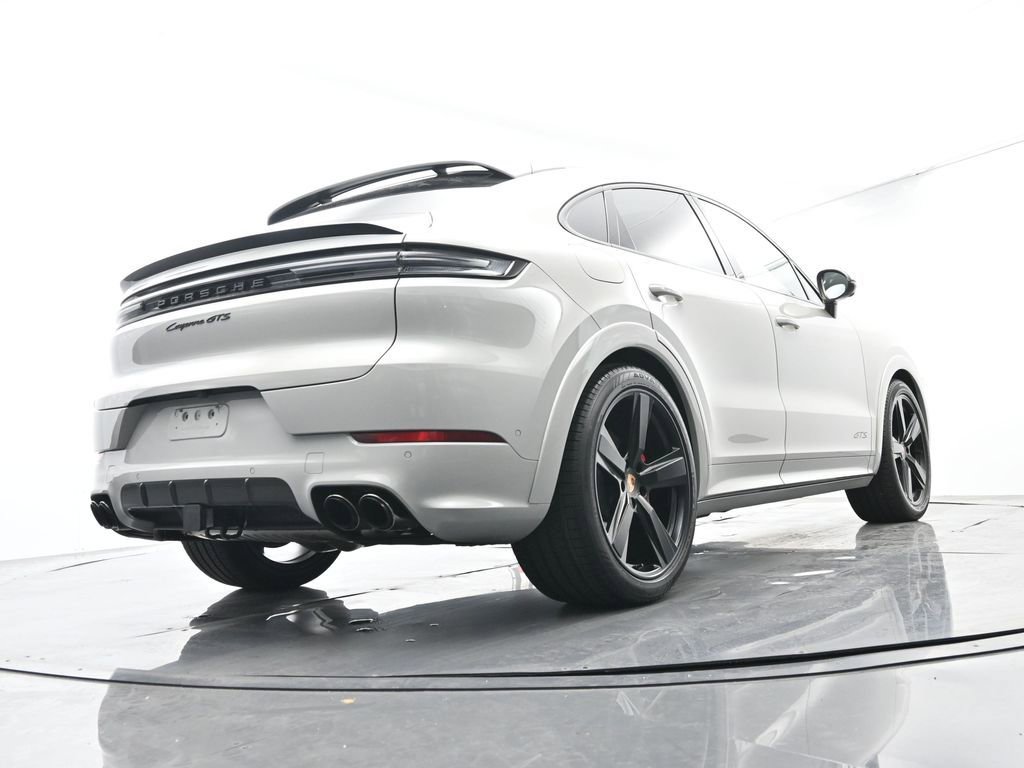 Certified 2026 Porsche Cayenne GTS AWD/4WD image 53