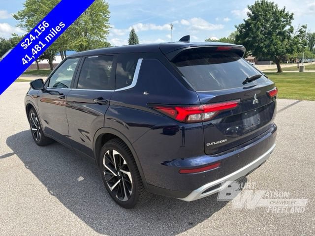 Used 2024 Mitsubishi Outlander SE AWD/4WD image 3