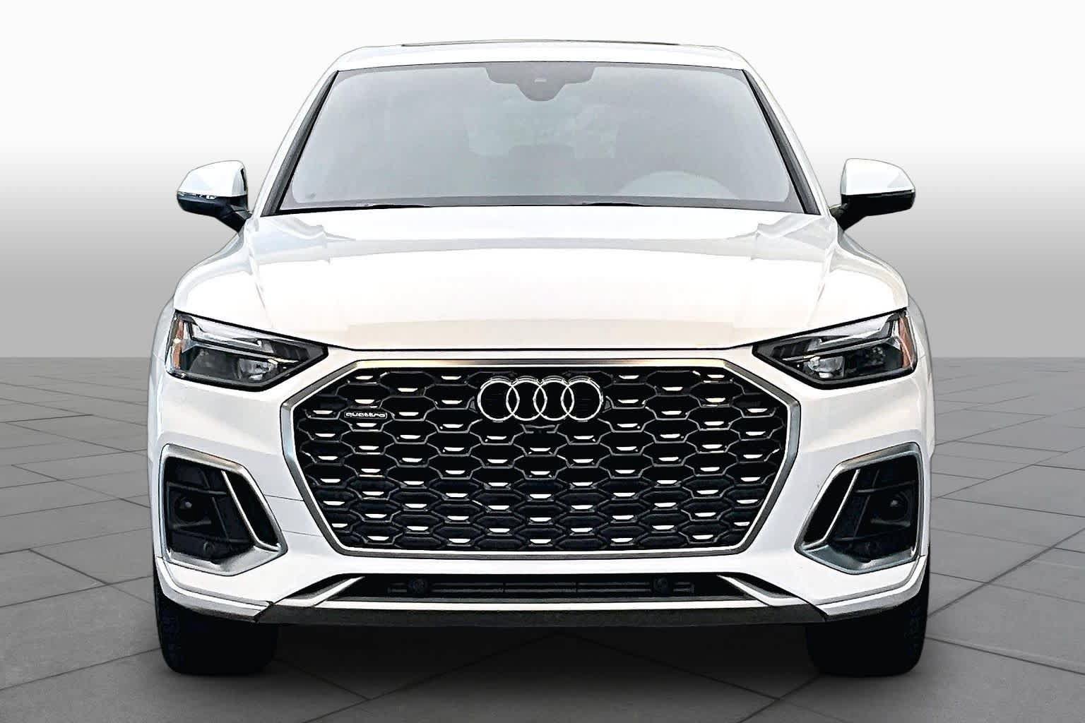 Used 2023 Audi Q5 2.0T Premium Plus w/ Premium Plus Package AWD/4WD image 3