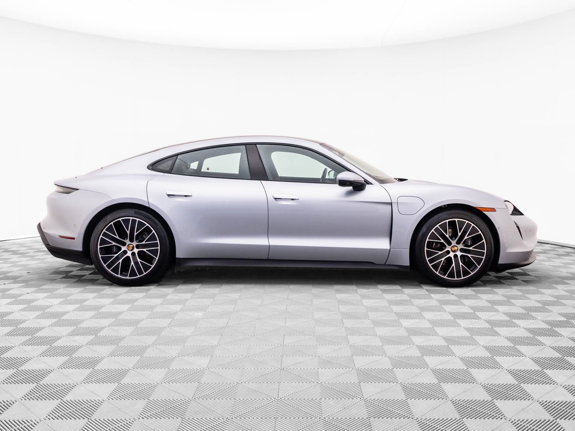 Certified 2024 Porsche Taycan RWD image 7
