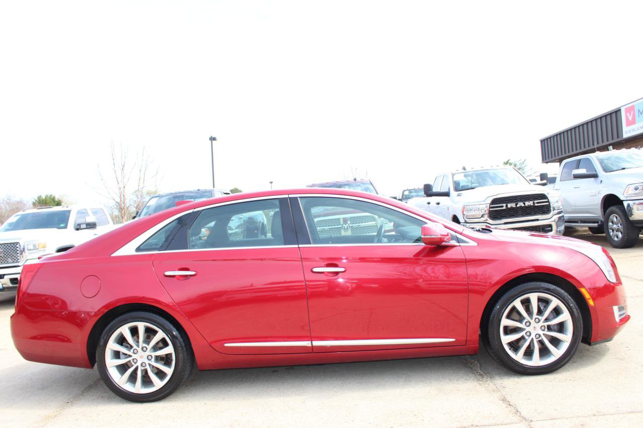 Used 2015 Cadillac XTS Luxury w/ Driver Awareness Package image 8