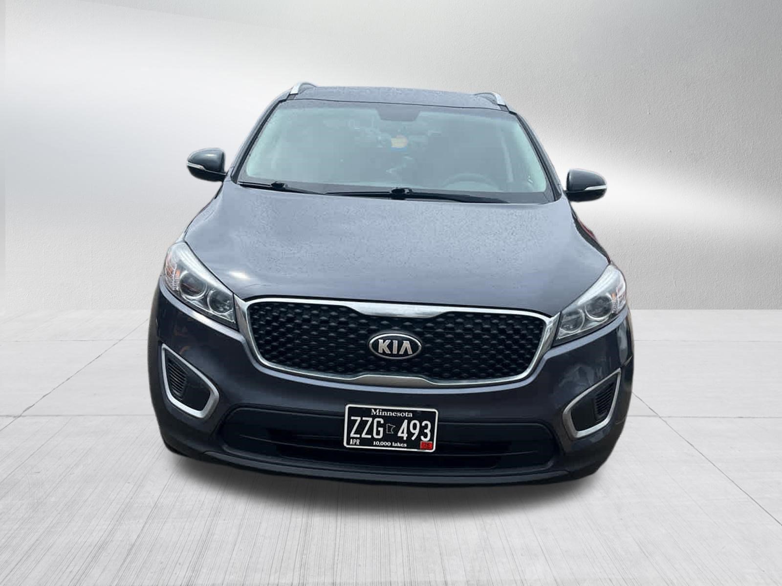 Used 2017 Kia Sorento LX image 4