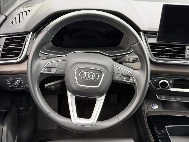 Certified 2023 Audi Q5 2.0T Premium Plus w/ Premium Plus Package AWD/4WD image 14