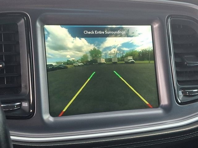 Used 2020 Dodge Challenger SXT w/ Plus Package image 4