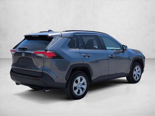Used 2021 Toyota RAV4 LE AWD/4WD image 8