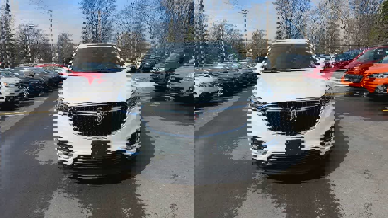 Used 2019 Buick Enclave Essence image 3