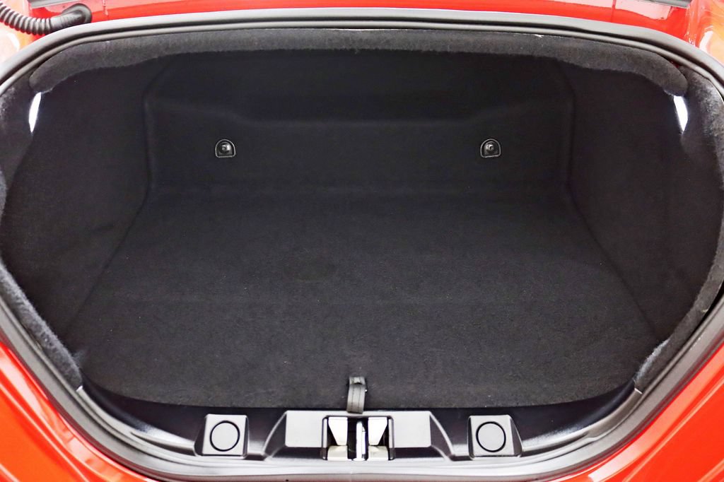 Used 2021 Ferrari Roma RWD image 36