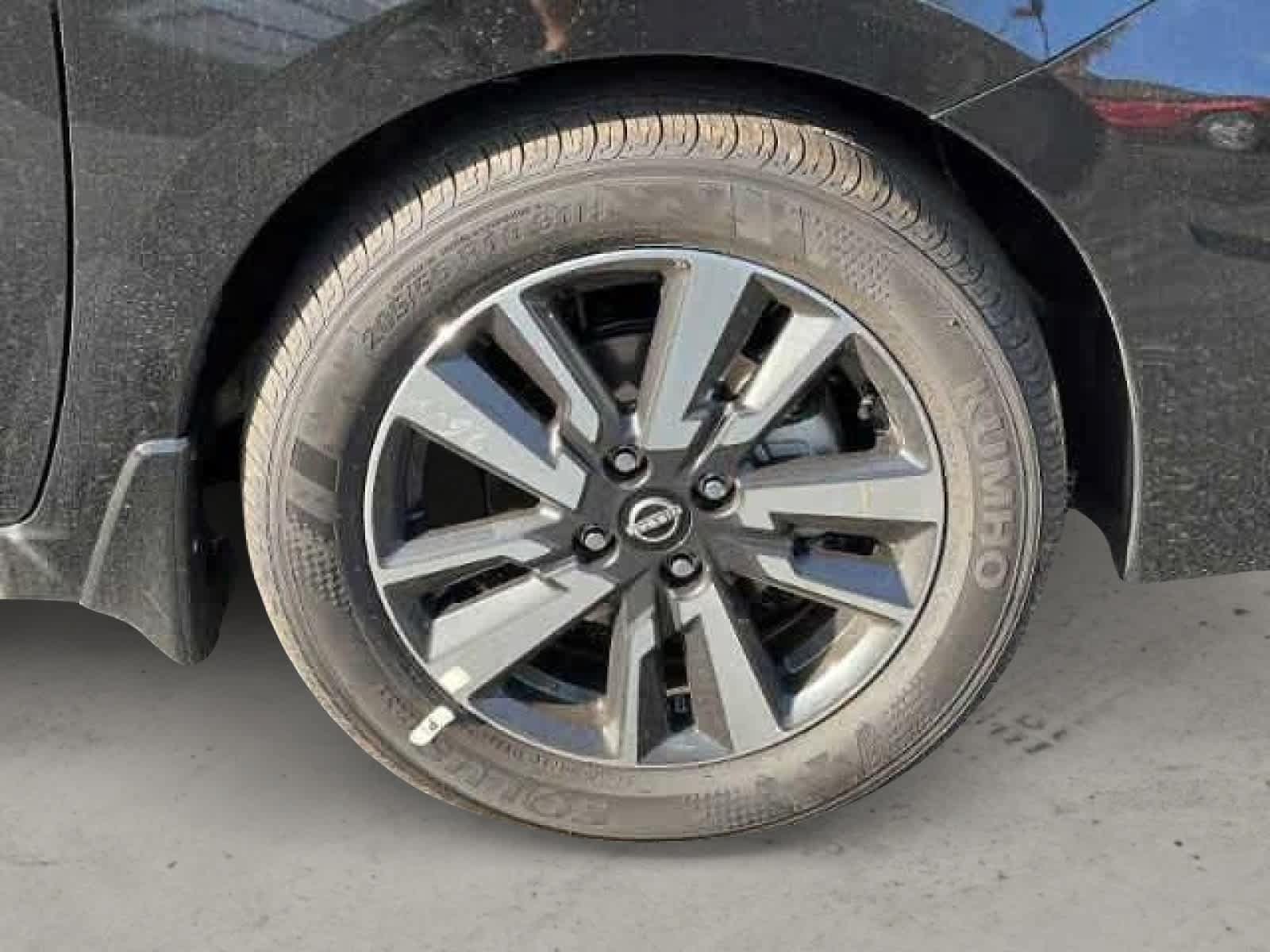 Certified 2024 Nissan Versa S w/ S Plus Package FWD image 17