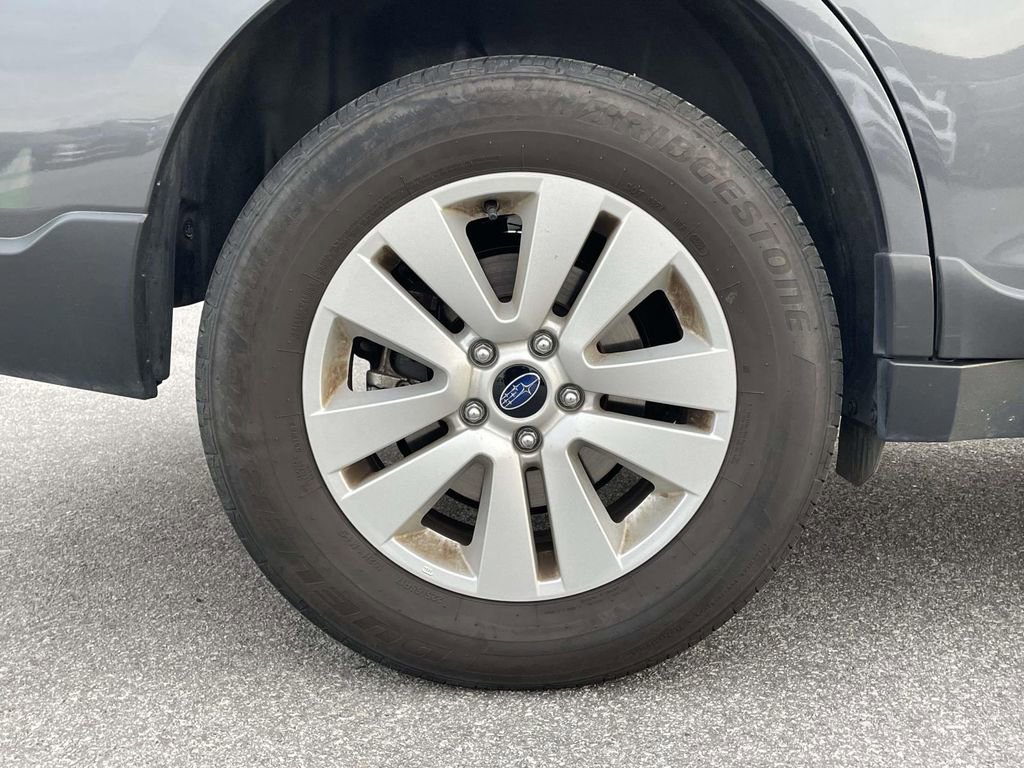 Used 2019 Subaru Outback 2.5i AWD/4WD image 31
