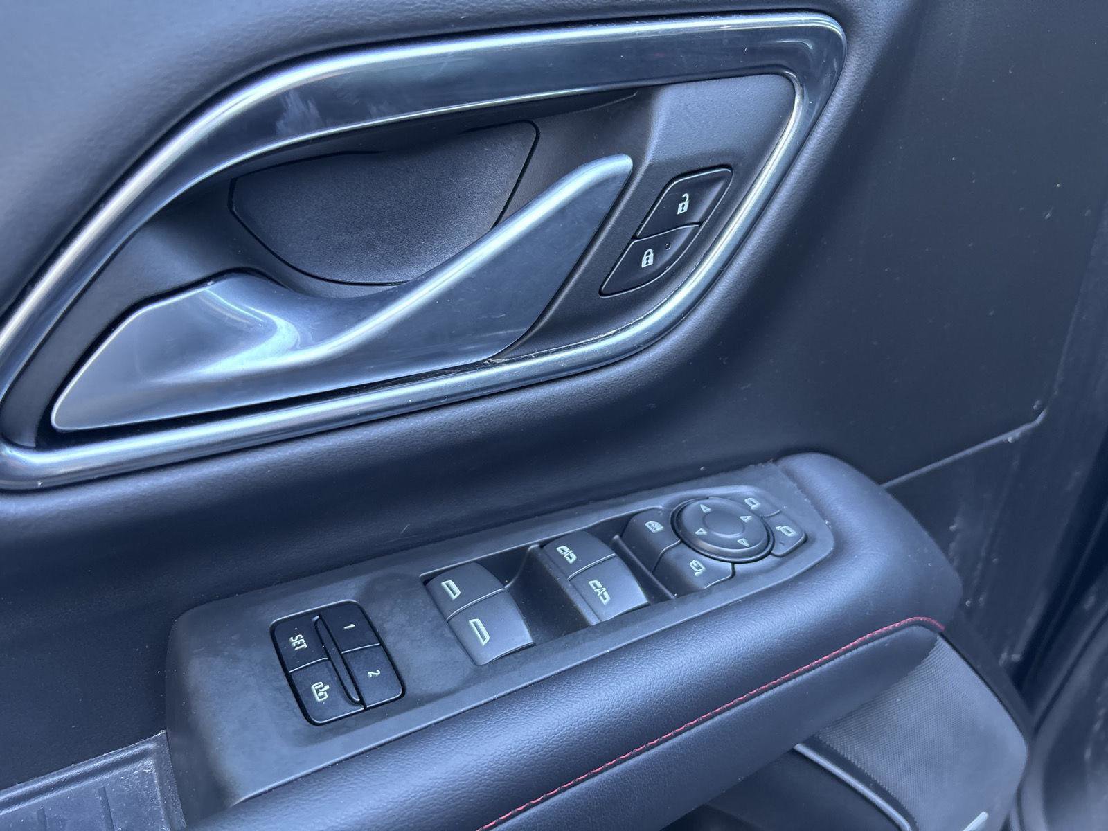 Used 2022 Chevrolet Tahoe RST w/ Luxury Package image 12