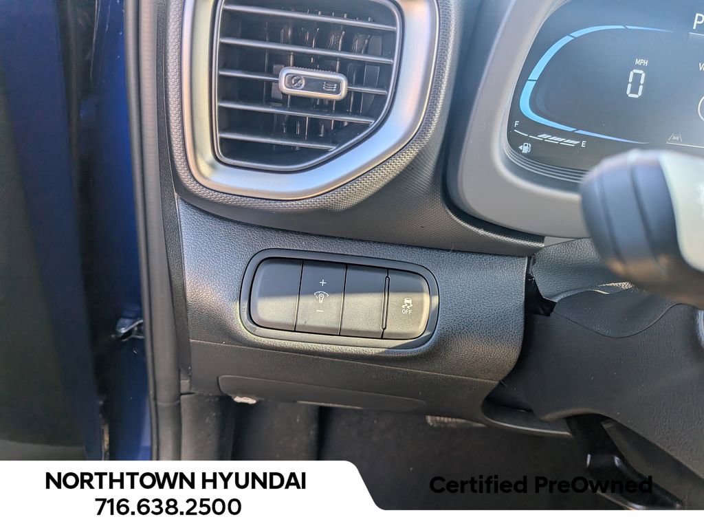 Certified 2026 Hyundai Venue SEL image 31