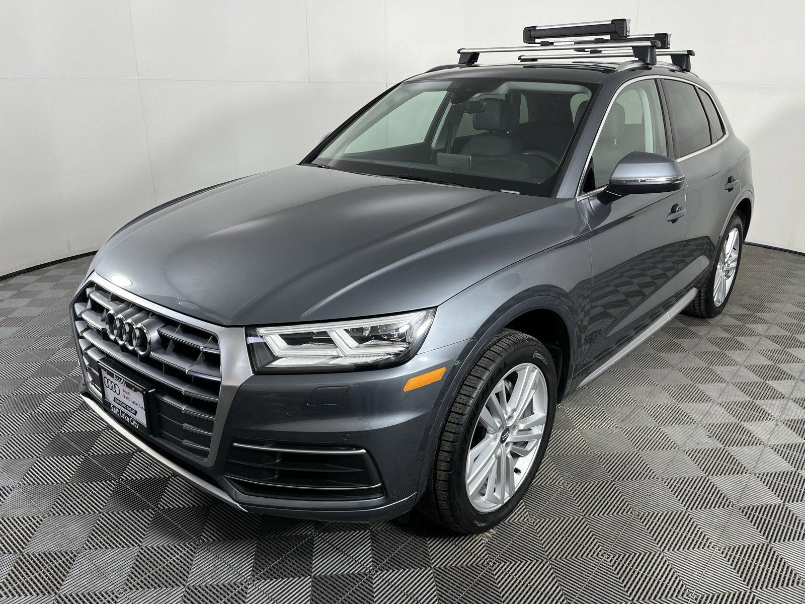 Used 2020 Audi Q5 2.0T Premium Plus image 3