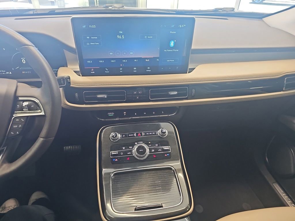 Used 2023 Lincoln Nautilus AWD image 22