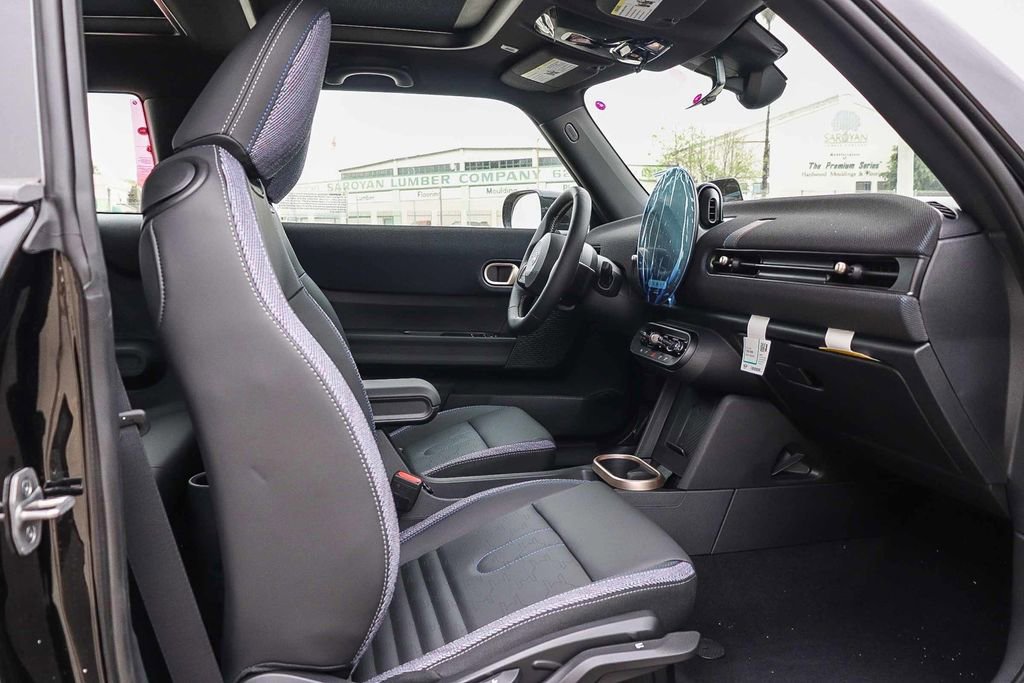 New 2026 MINI Cooper 2-Door Hardtop image 17