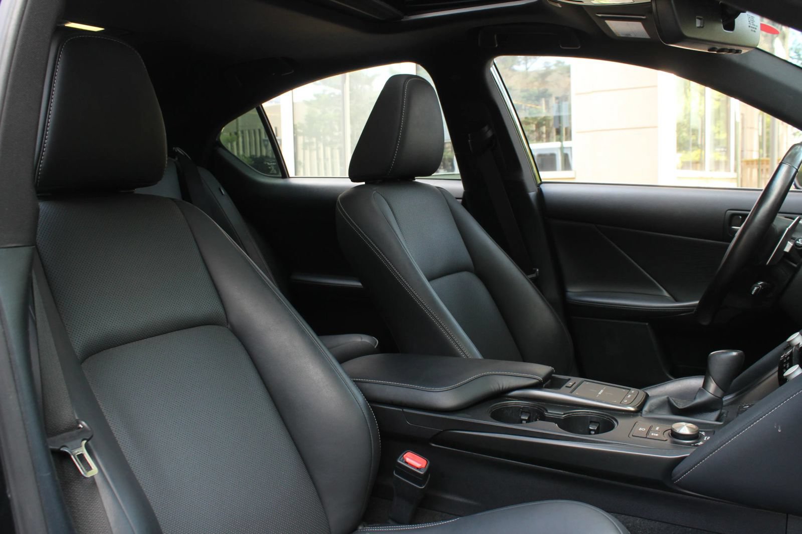 Used 2022 Lexus IS 300 AWD w/ Premium Package image 29