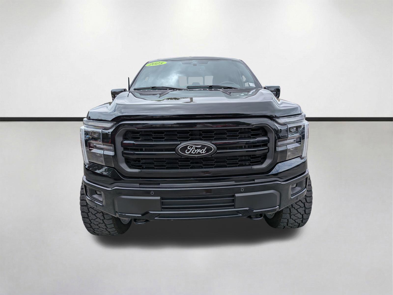 Used 2025 Ford F150 Lariat w/ Equipment Group 501A Mid image 9