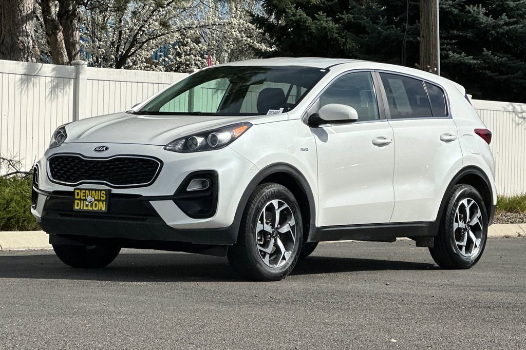 Used 2022 Kia Sportage LX image 8