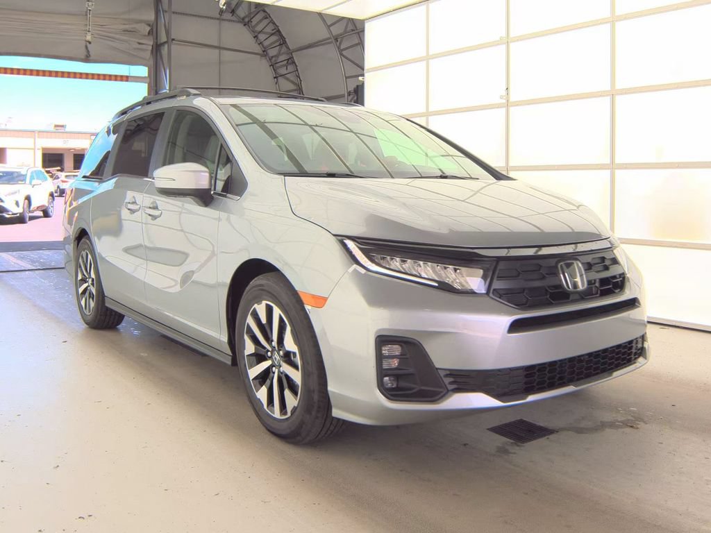 Used 2026 Honda Odyssey EX-L image 4