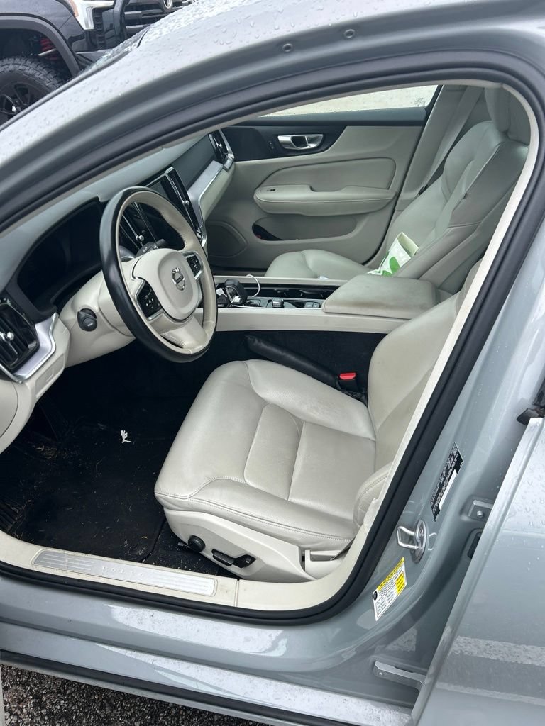 Used 2024 Volvo S60 B5 Core AWD/4WD image 7
