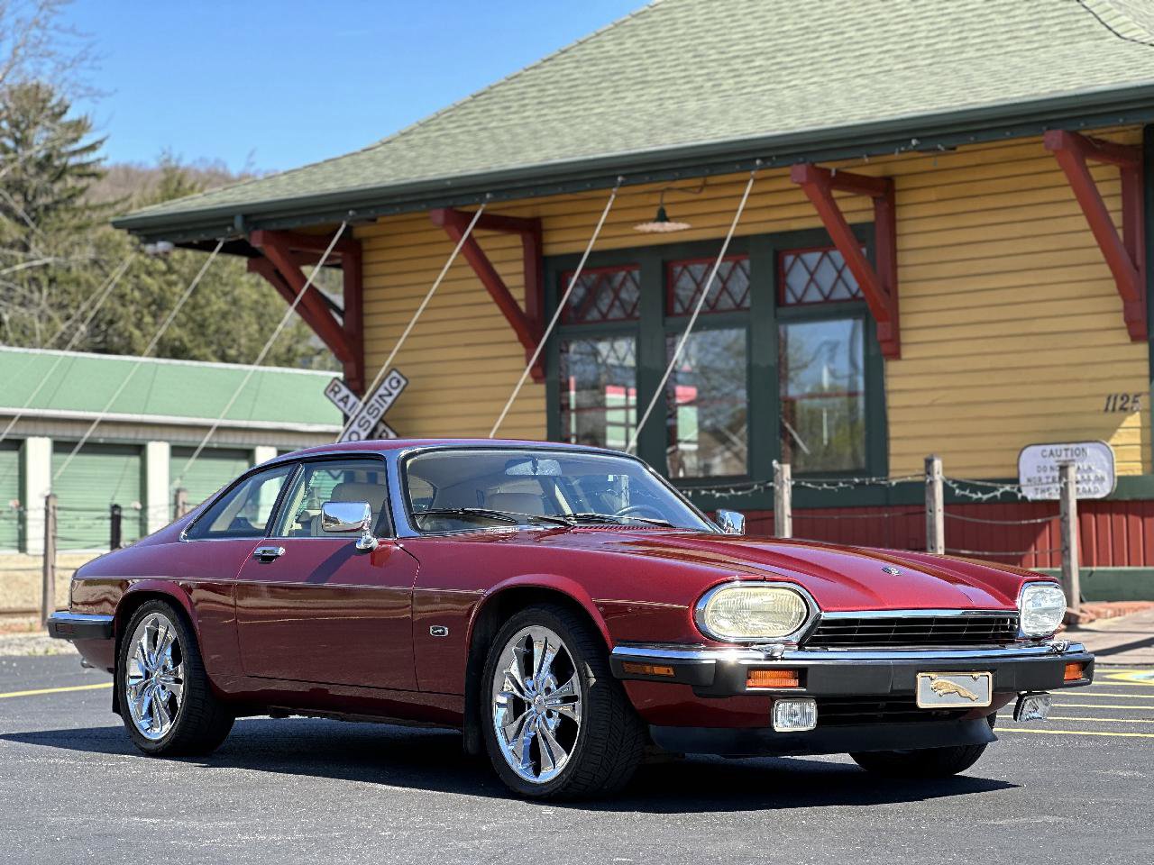 Used 1992 Jaguar XJS V12 Coupe RWD image 1