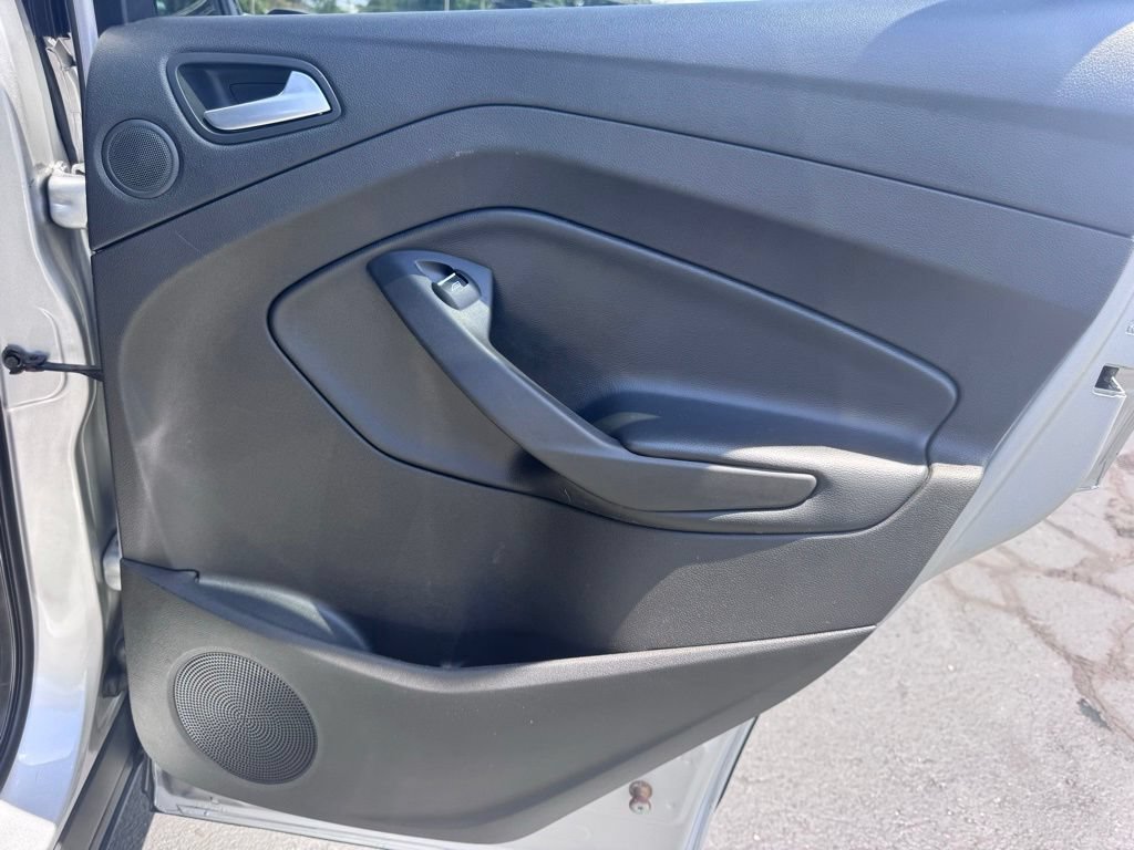 Used 2019 Ford Escape Titanium AWD/4WD image 27