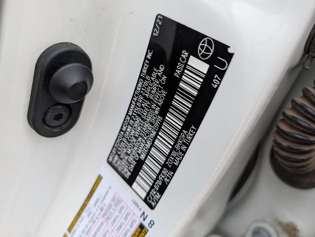 Used 2021 Toyota C-HR XLE FWD image 34