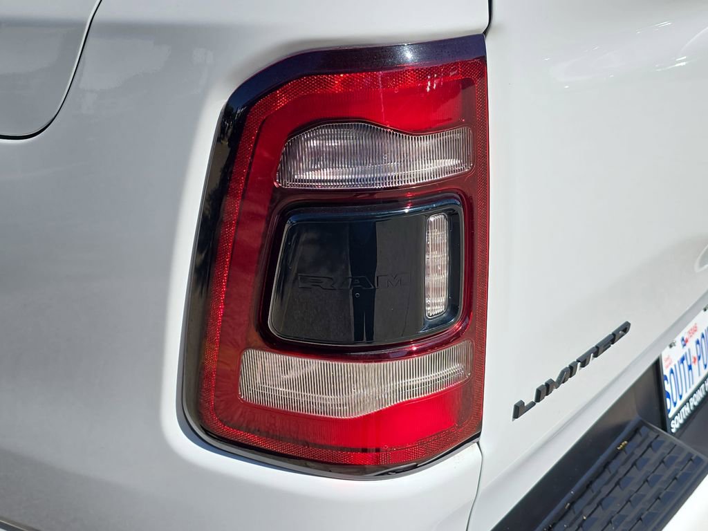 Used 2024 RAM 1500 Limited image 33