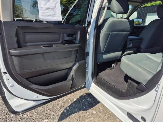 Used 2015 RAM 1500 Express image 9