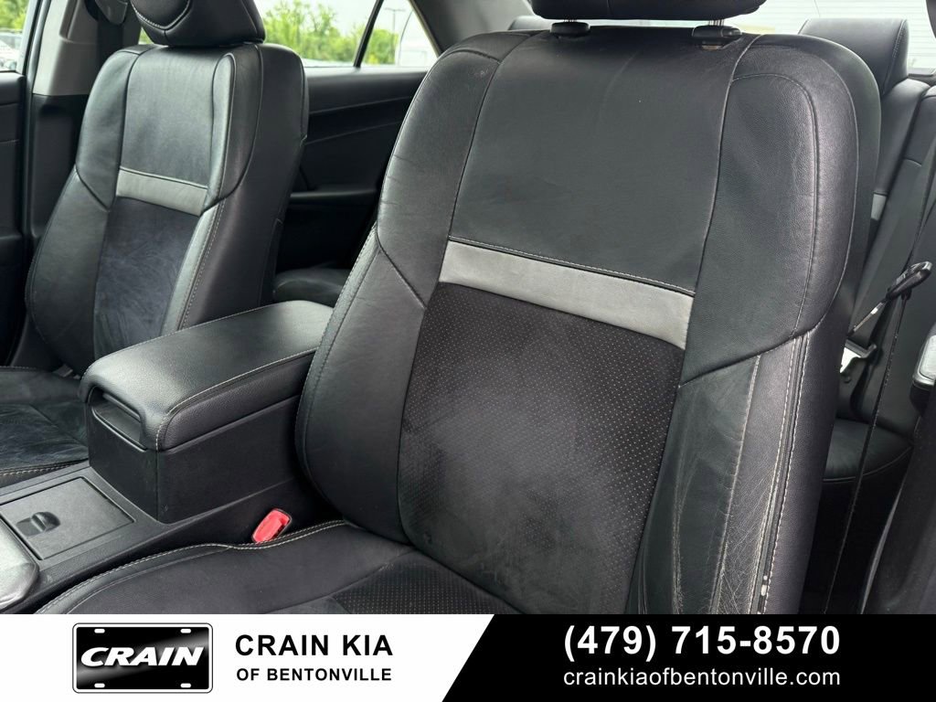 Used 2013 Toyota Camry SE w/ Leather Pkg FWD image 23