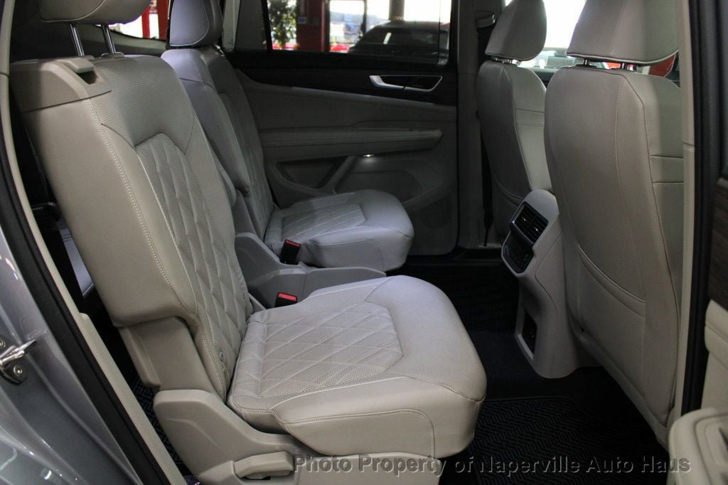 Used 2024 Volkswagen Atlas SEL Premium R-Line AWD/4WD image 45