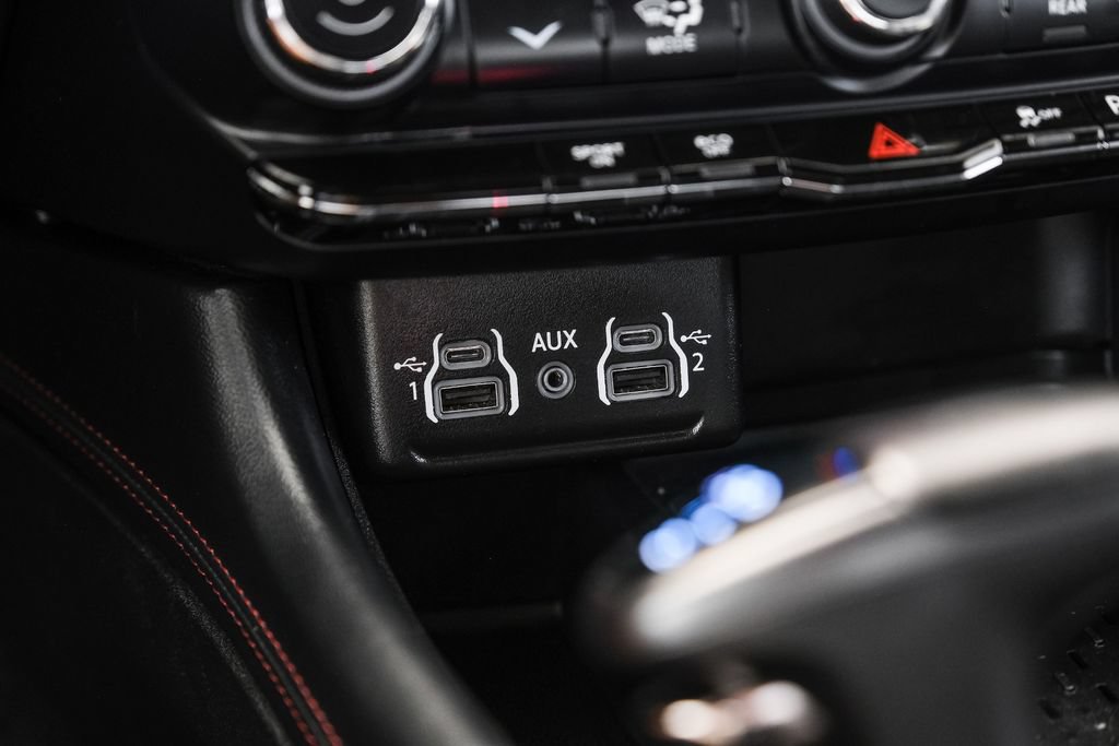Used 2025 Dodge Durango R/T AWD/4WD image 28