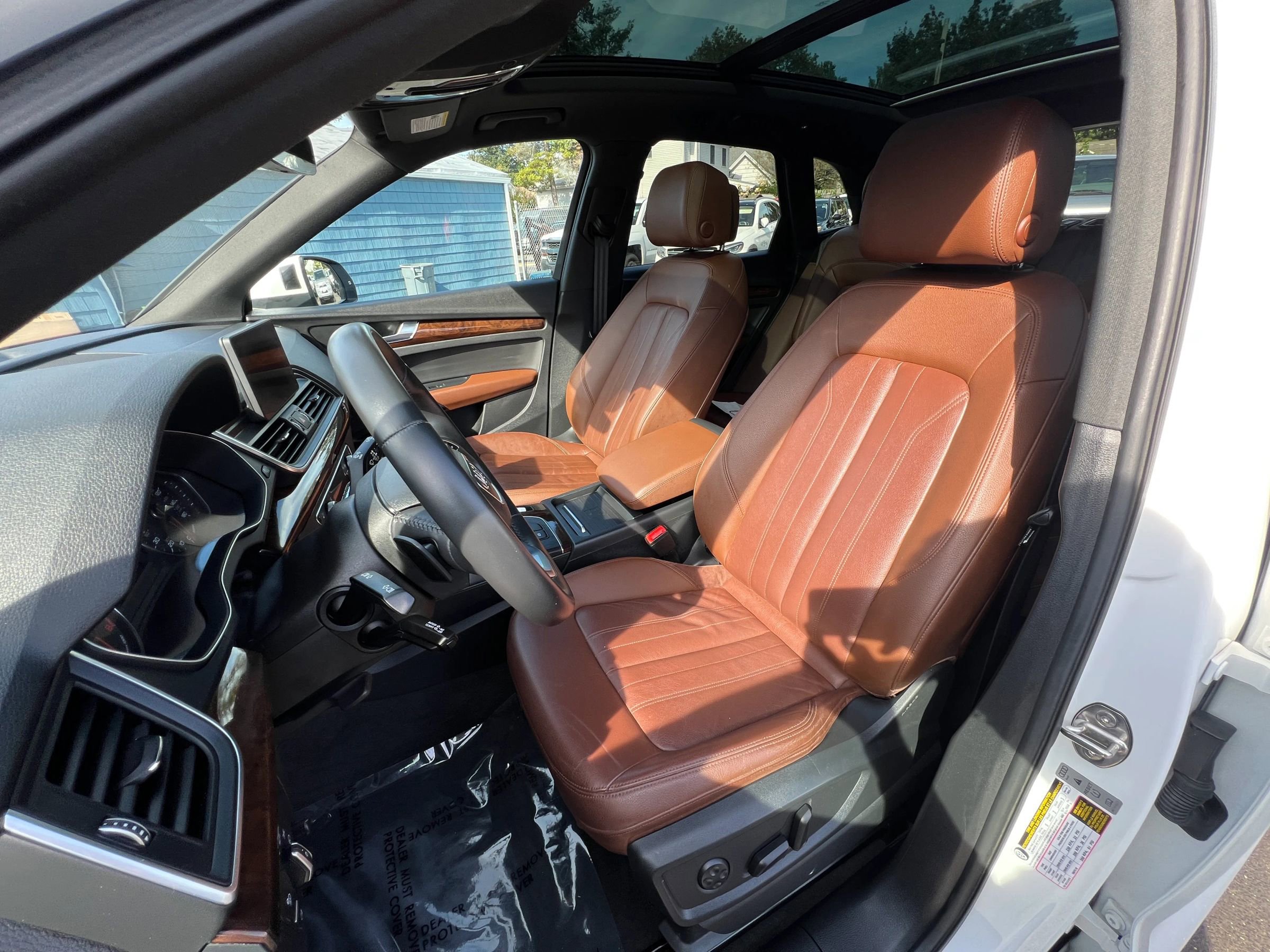 Used 2020 Audi Q5 2.0T Premium w/ Convenience Package image 14