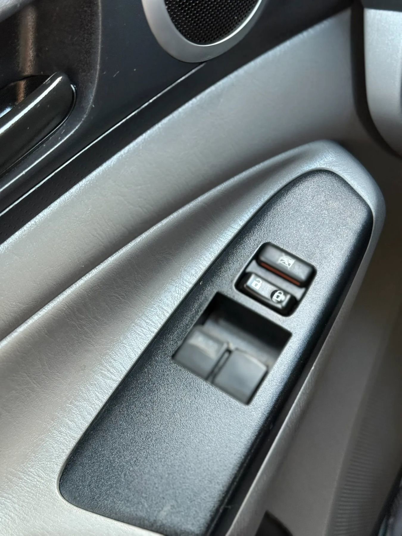 Used 2014 Toyota Tacoma 4x4 Access Cab w/ SR5 Package image 21