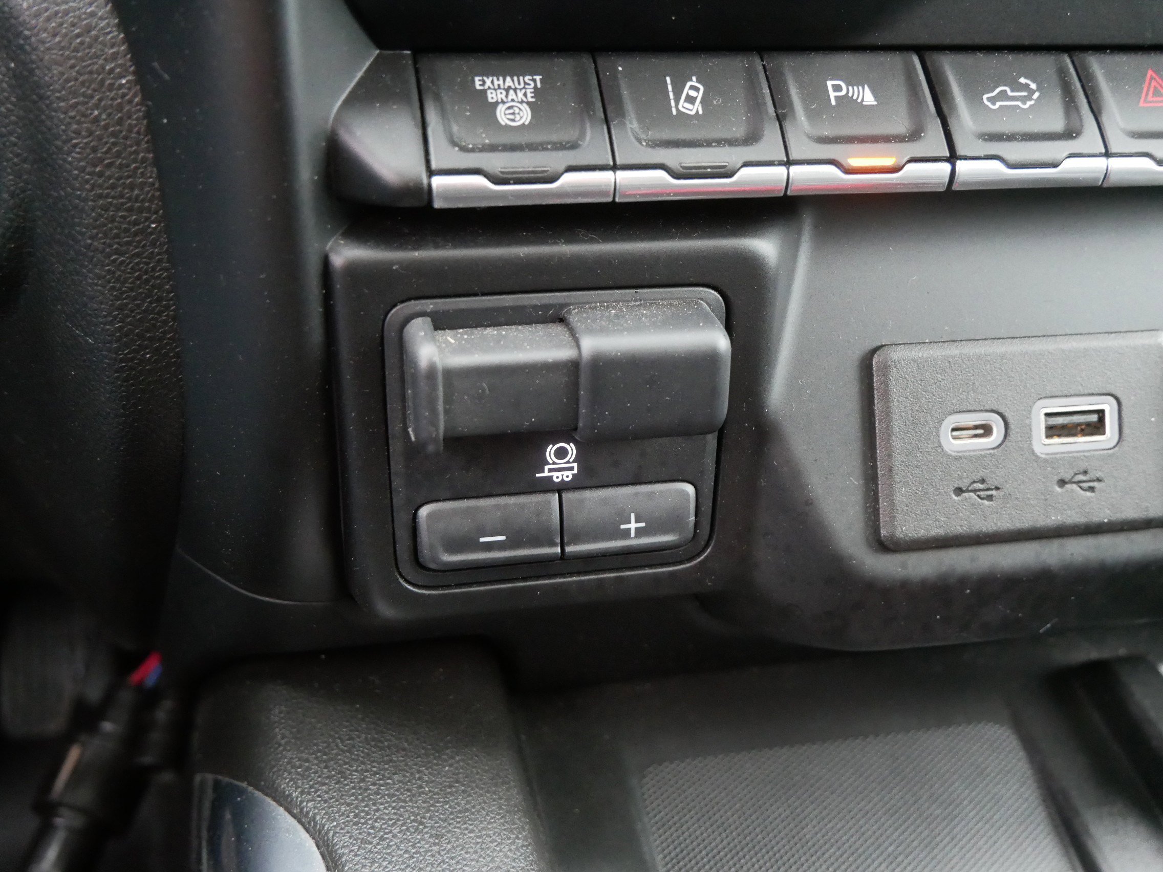 Used 2022 Chevrolet Silverado 3500 High Country w/ Z71 Off-Road Package image 35