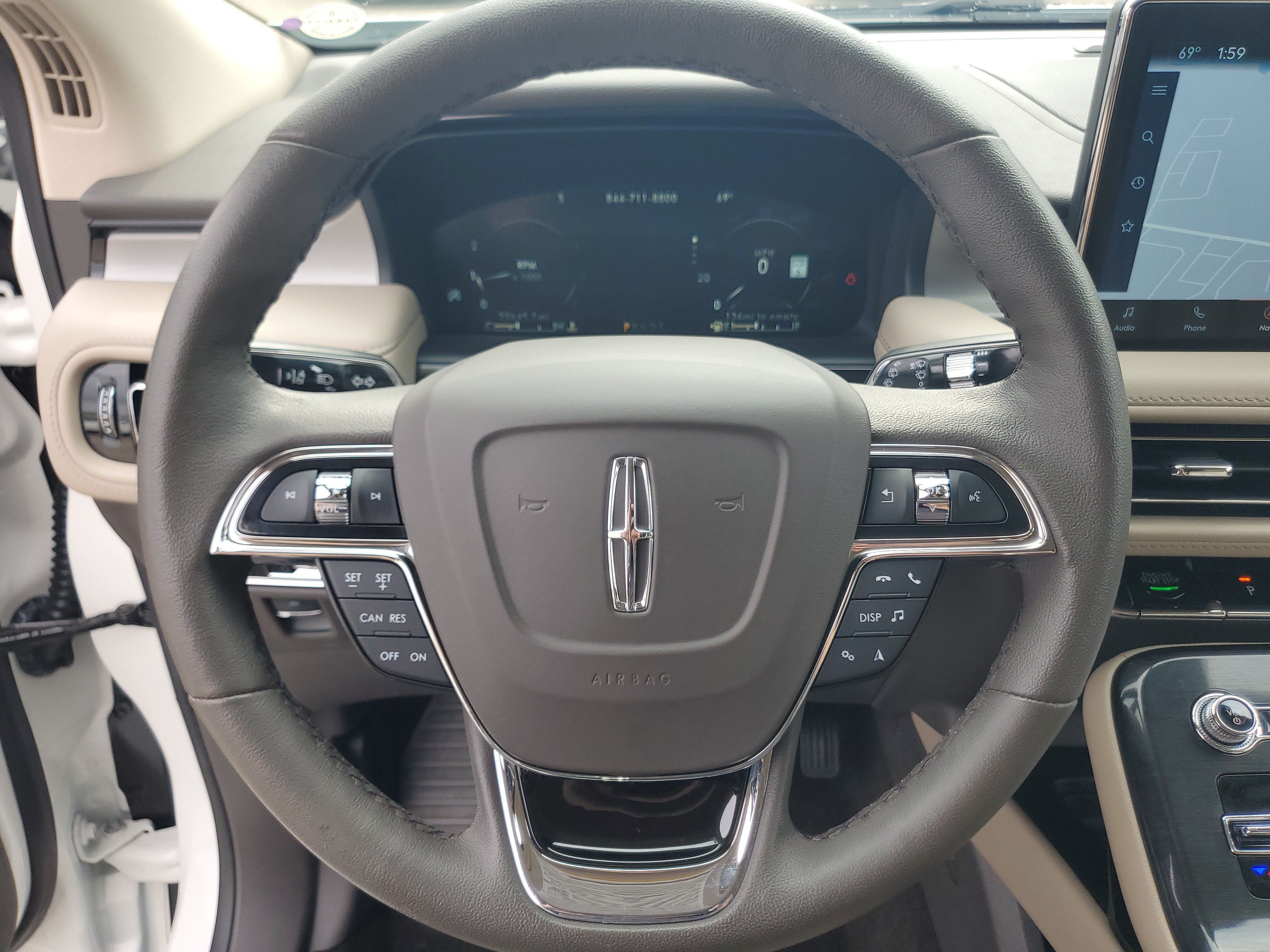 Certified 2023 Lincoln Nautilus AWD w/ Premium Package image 14