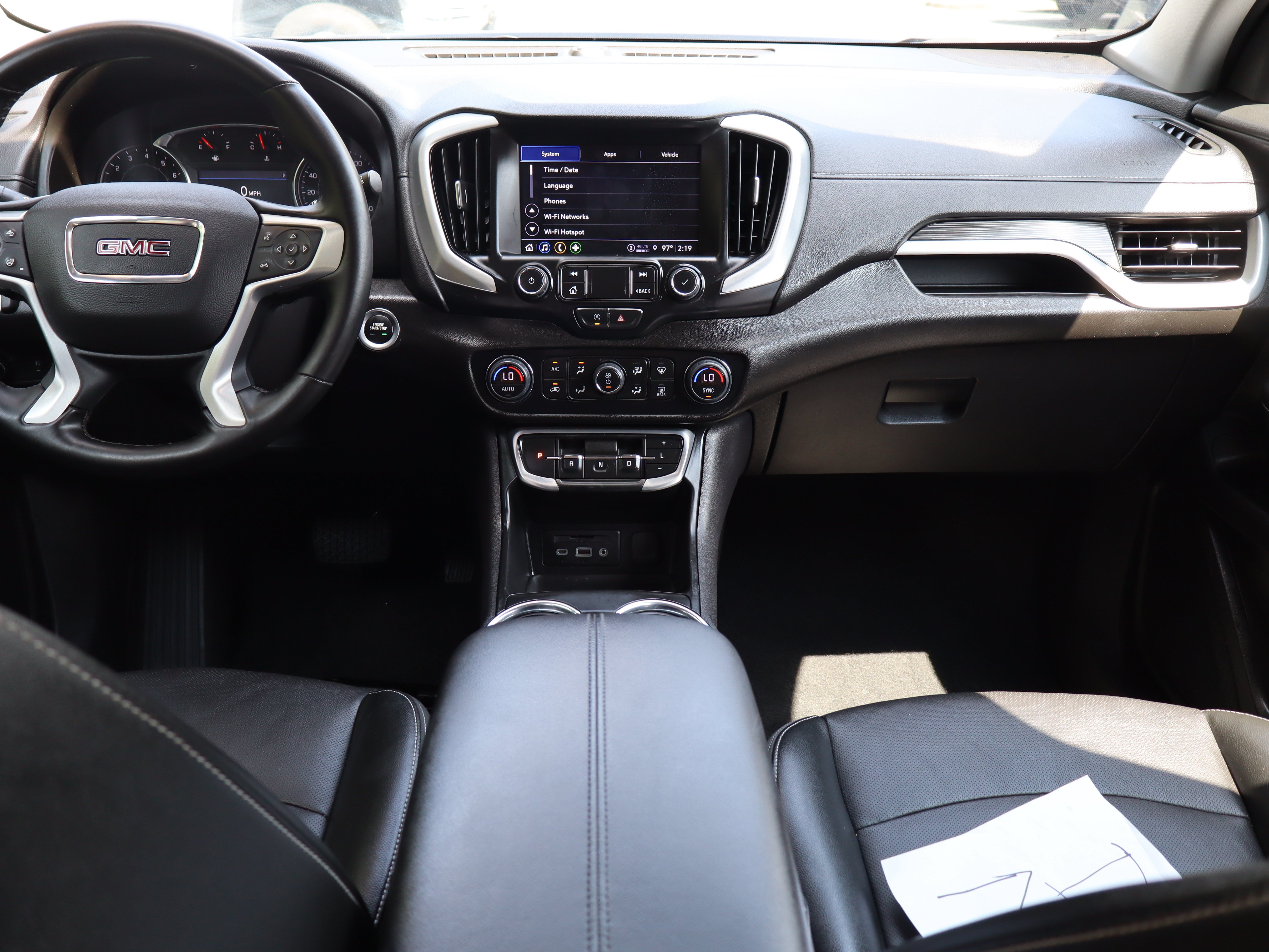 Used 2024 GMC Terrain SLT AWD/4WD image 23