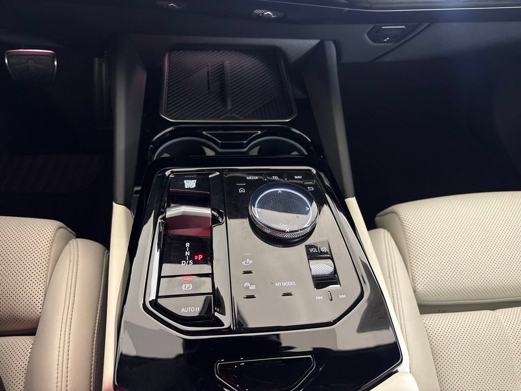 Certified 2026 BMW 530i w/ M Sport Package RWD image 13