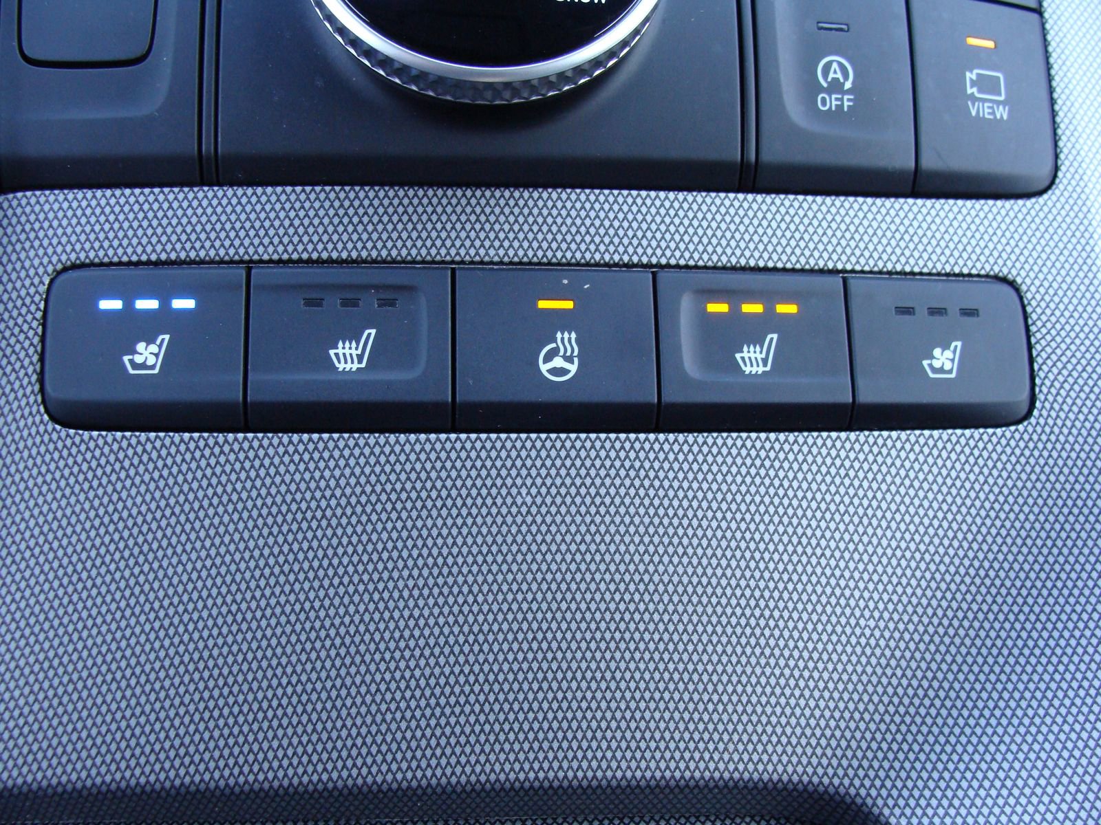 Used 2022 Hyundai Palisade Limited w/ Cargo Package image 29