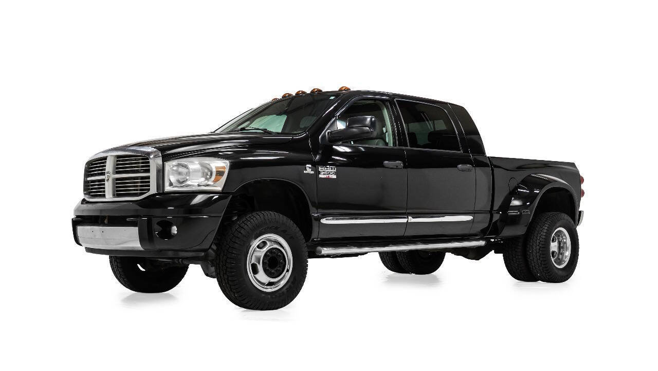 Used 2009 Dodge Ram 3500 Truck Laramie AWD/4WD image 2