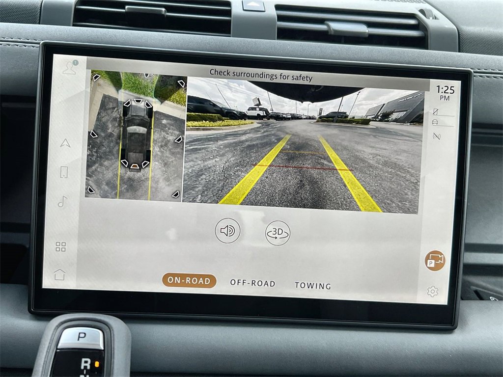 Used 2025 Land Rover Defender 110 S image 25